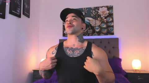 Matthew INDEPENDENT MODEL online show from June 7, 6:18 am