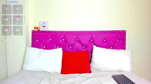 matthewlatinc online show from February 25, 4:49 am