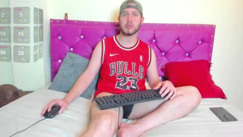 matthewlatinc online show from April 5, 1:57 am