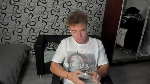 matthew_queen online show from October 21, 7:57 am