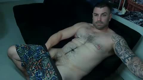 Snapshot of matthiasblues chatting on February 8, 4:47 am MatthiasBlues online show from February 8, 4:47 am