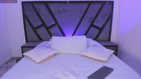 Matt online show from November 11, 9:39 pm