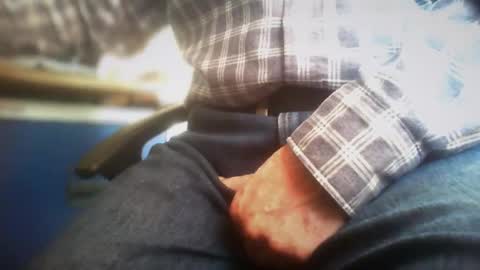 Maturedaddi online show from March 28, 11:33 am