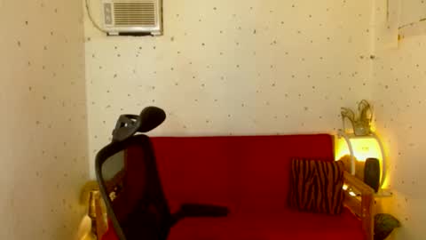 Snapshot of maturity_mommy_intown chatting on October 15, 7:58 pm maturity_mommy_intown online show from October 15, 7:58 pm