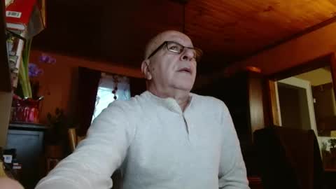 Maurice online show from January 21, 12:07 pm