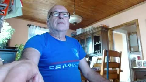 Maurice online show from August 2, 12:07 pm