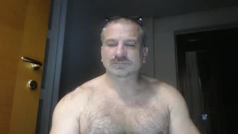 mauro1971 online show from November 15, 4:52 pm