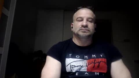 mauro1971 online show from May 2, 7:52 pm