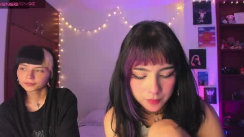 mavimist_ online show from June 29, 1:57 am