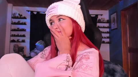 Hilary online show from December 15, 1:57 am