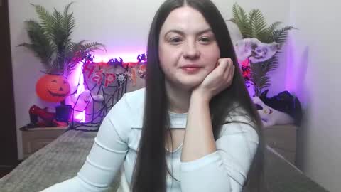 Snapshot of mavkacute chatting on October 23, 7:04 pm MavkaCute online show from October 23, 7:04 pm