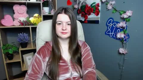 MavkaCute online show from May 25, 6:25 pm