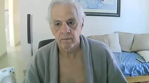 max_2017 online show from April 11, 1:48 pm