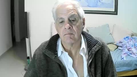 max_2017 online show from July 4, 3:43 am