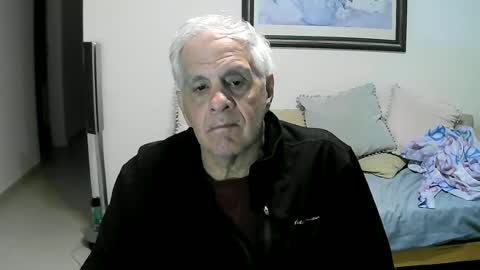 max_2017 online show from July 2, 3:23 am