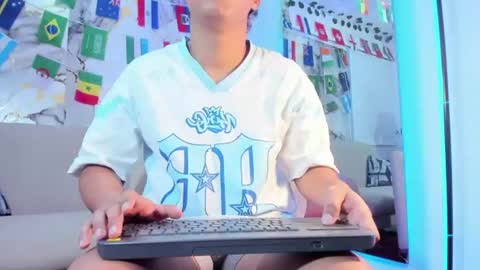 max_dixon7 online show from July 13, 2:26 am