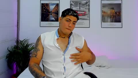 max_miuller online show from October 14, 1:52 am