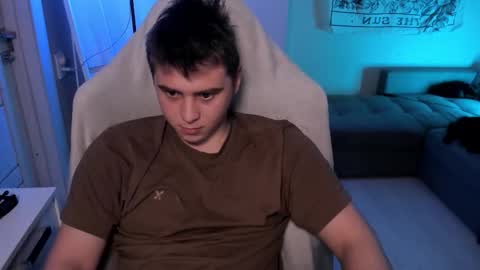 Max online show from January 14, 10:29 pm