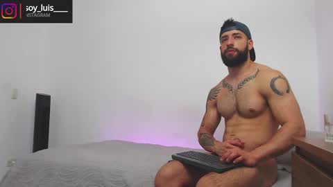 max_xl_ online show from May 7, 3:30 pm