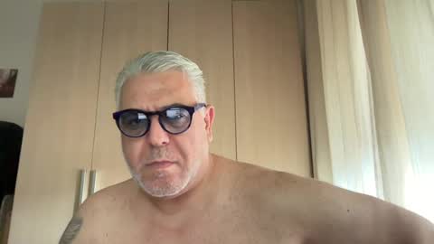 maxbillo online show from August 2, 3:58 pm