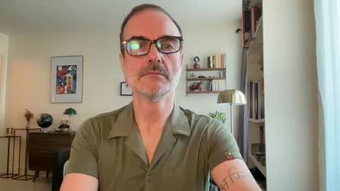 Max Mikado online show from February 3, 1:40 pm