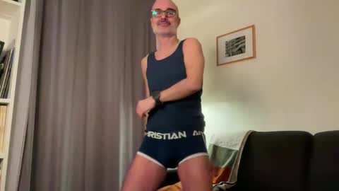 Max Mikado online show from February 20, 8:55 pm