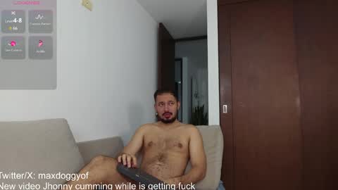 MAXandJHONNY online show from April 13, 6:01 pm