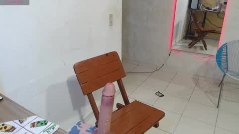 maxi dick online show from March 25, 3:02 am