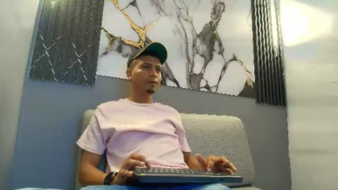 MAXI online show from June 19, 2:23 pm