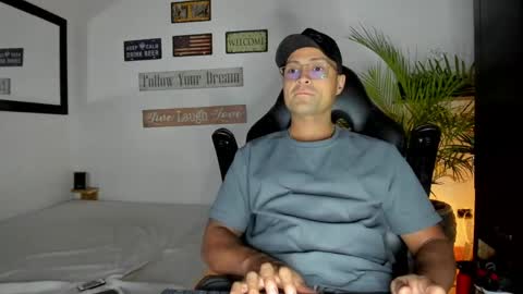 MAXI      online show from April 21, 2:51 am