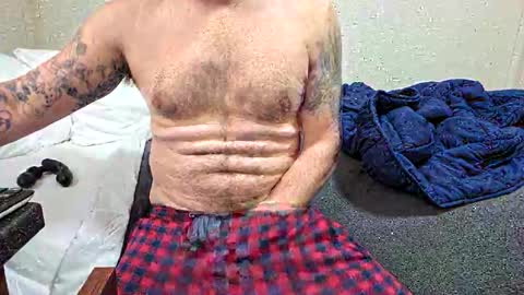 Maxichaud online show from April 3, 2:57 pm