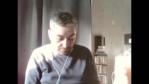 Maxime online show from December 21, 10:21 am