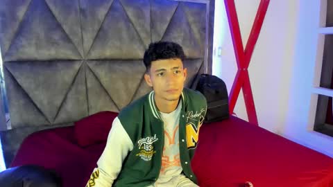 Maximo online show from October 20, 7:19 pm