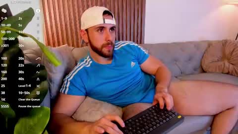 Maximo Wolf online show from June 14, 2:24 am