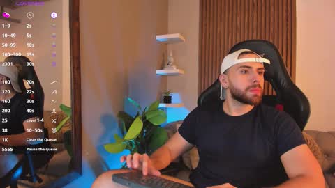 Maximo Wolf online show from March 3, 9:11 pm