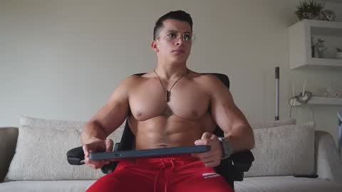 Sebastian online show from October 23, 9:37 pm