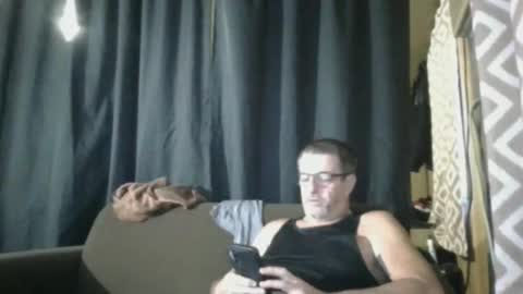 Max online show from March 10, 7:33 am