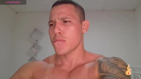 Max online show from April 8, 1:41 am