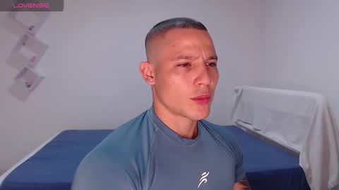 Max online show from February 19, 7:51 am