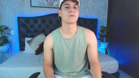 Maxxi online show from November 25, 3:49 am