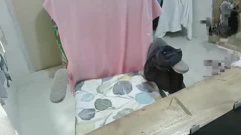 Snapshot of may171822 chatting on October 6, 2:18 am may online show from October 6, 2:18 am