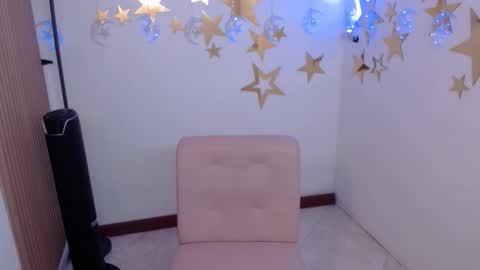 may_fk online show from November 9, 6:06 am