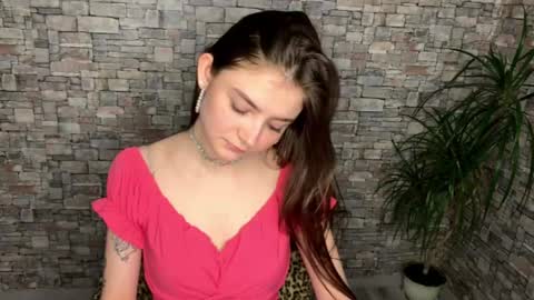 may online show from April 19, 4:30 pm