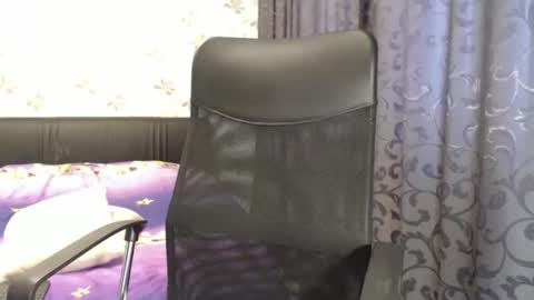 Maya online show from March 12, 8:18 am