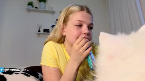 Maya online show from March 16, 5:44 am