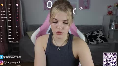 Snapshot of maya_blonde18 chatting on October 1, 4:00 am Maya online show from October 1, 4:00 am