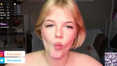 Snapshot of maya_blonde18 chatting on March 2, 6:48 am Maya online show from March 2, 6:48 am