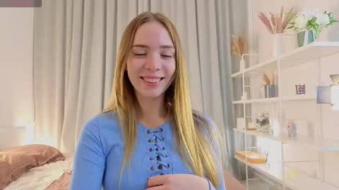 My name is Kara  online show from November 13, 9:06 pm