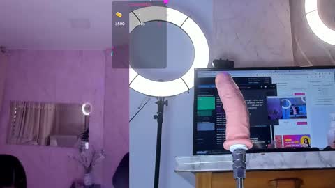 Maya online show from March 8, 2:08 pm