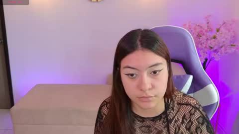 Maya Vexx online show from July 20, 5:15 pm